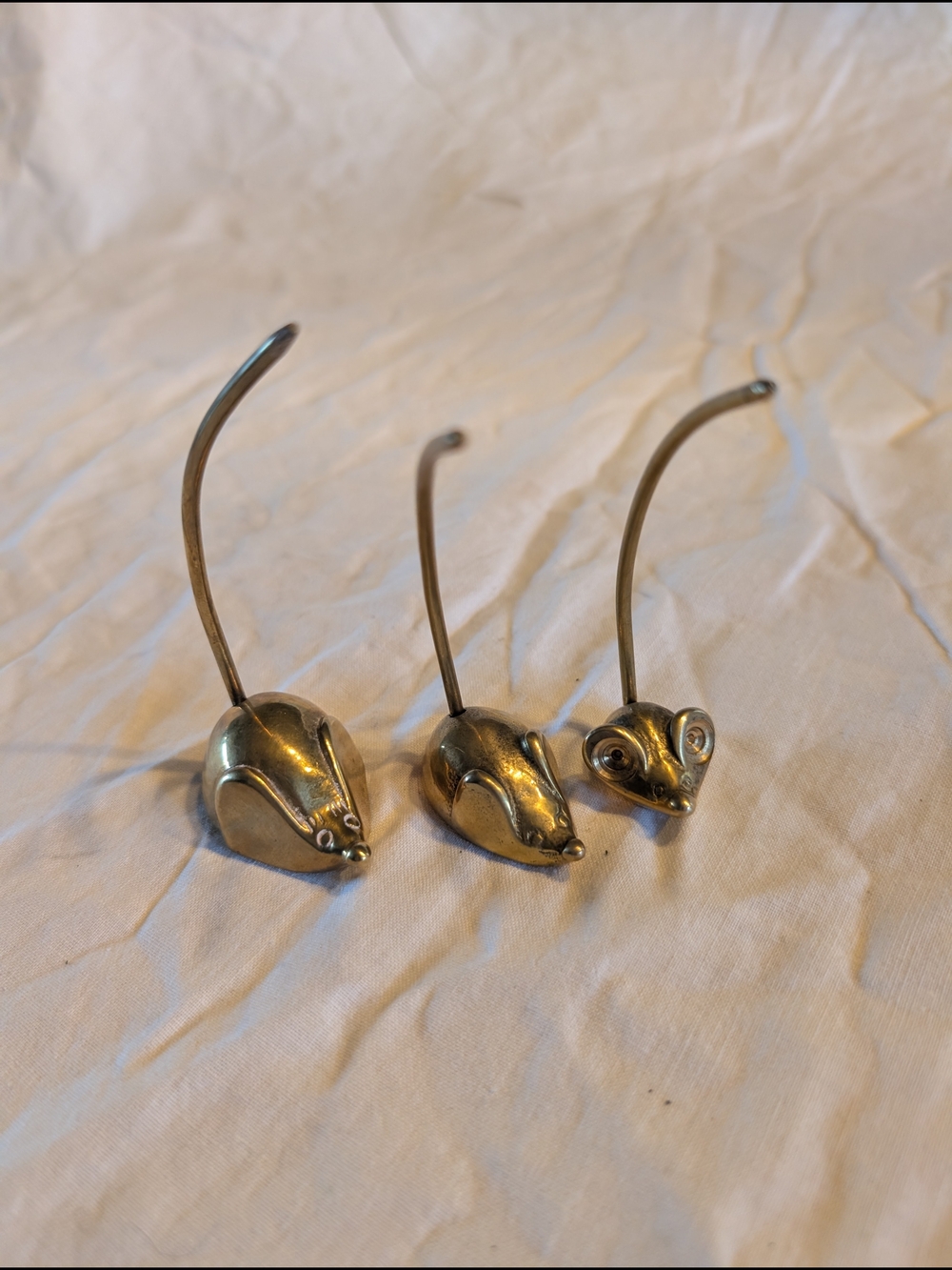 2/80$ Vintage Brass Mouse Ring & Necklace Holders - Metallic Gold Tone